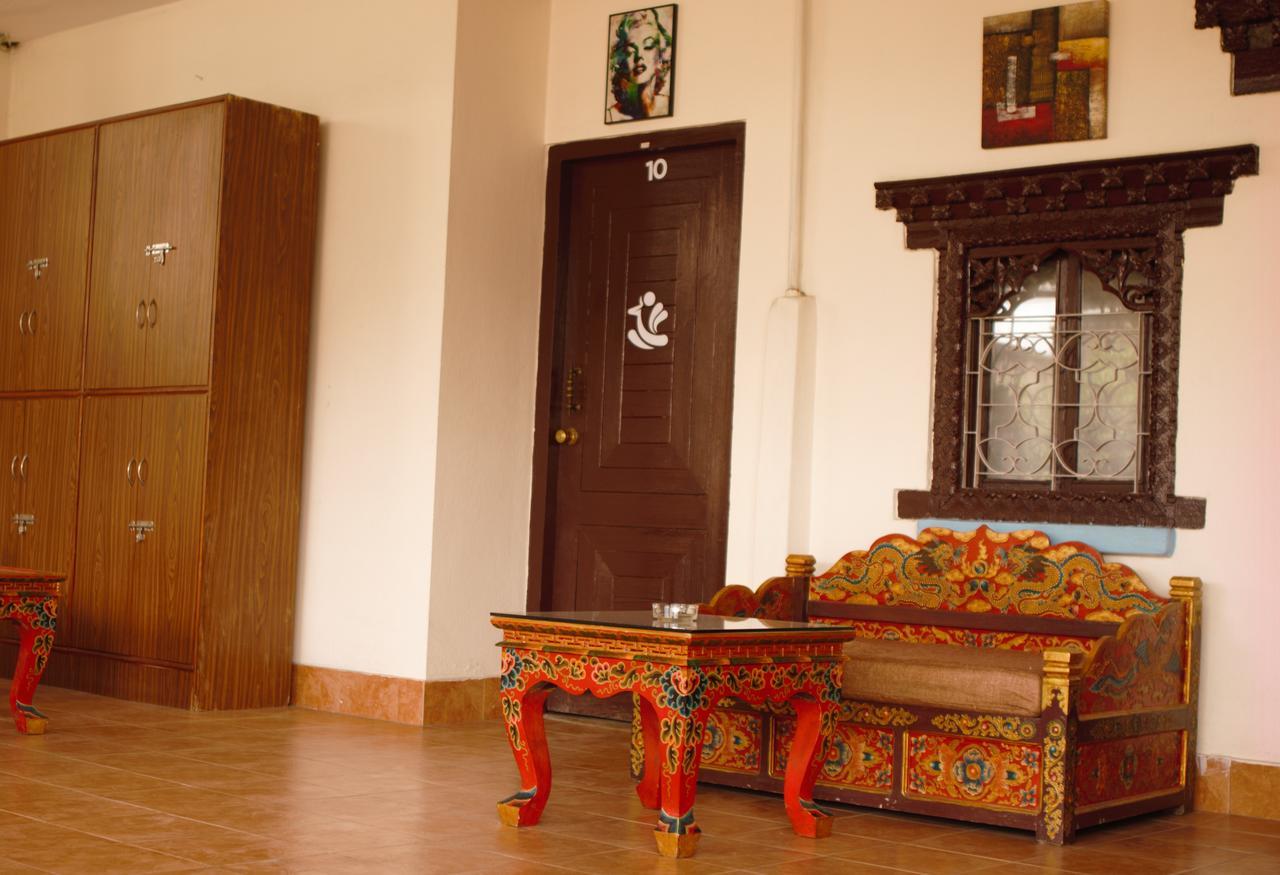 Hostel Milarepa Kathmandu Exteriör bild